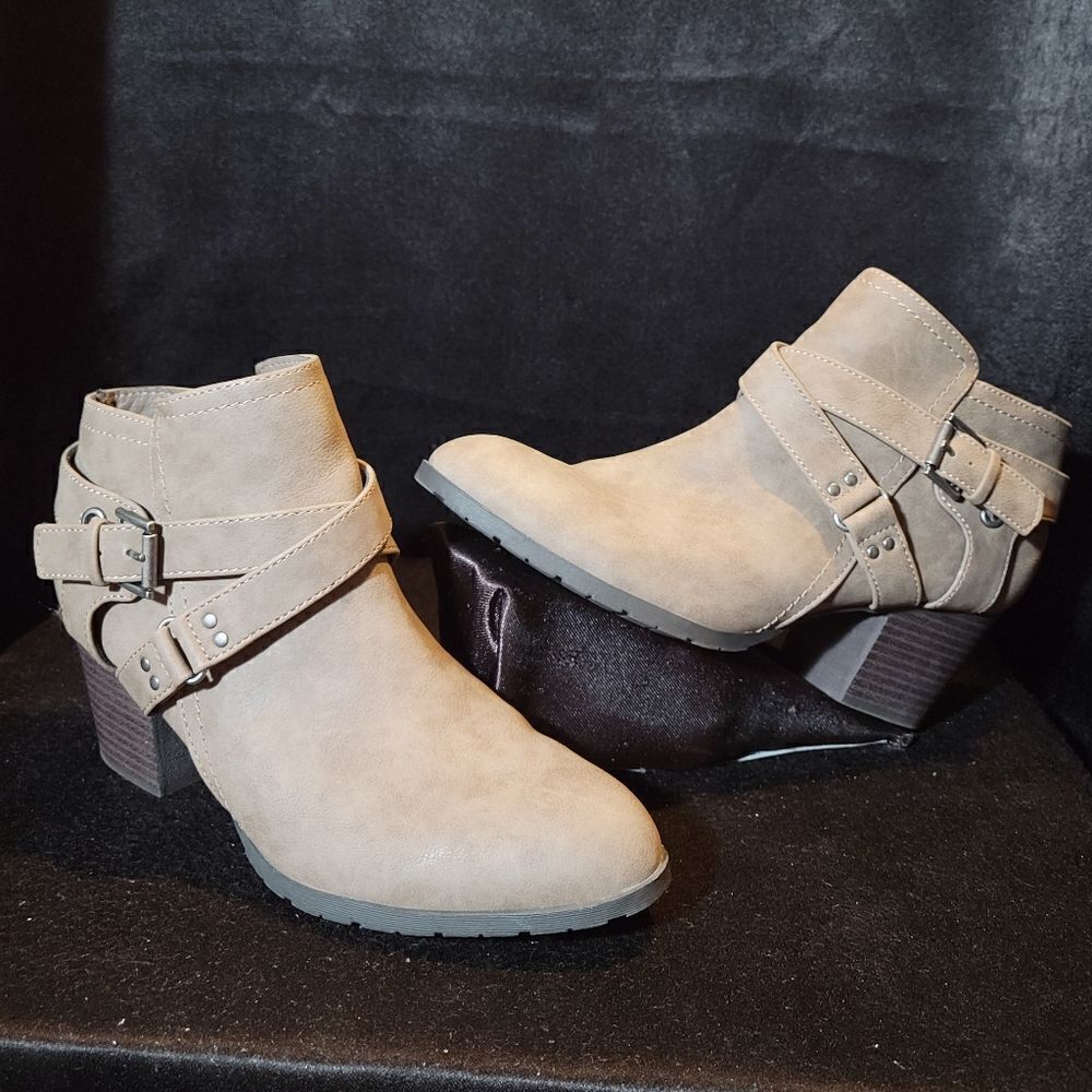 Indigo rd. Women's 8.5